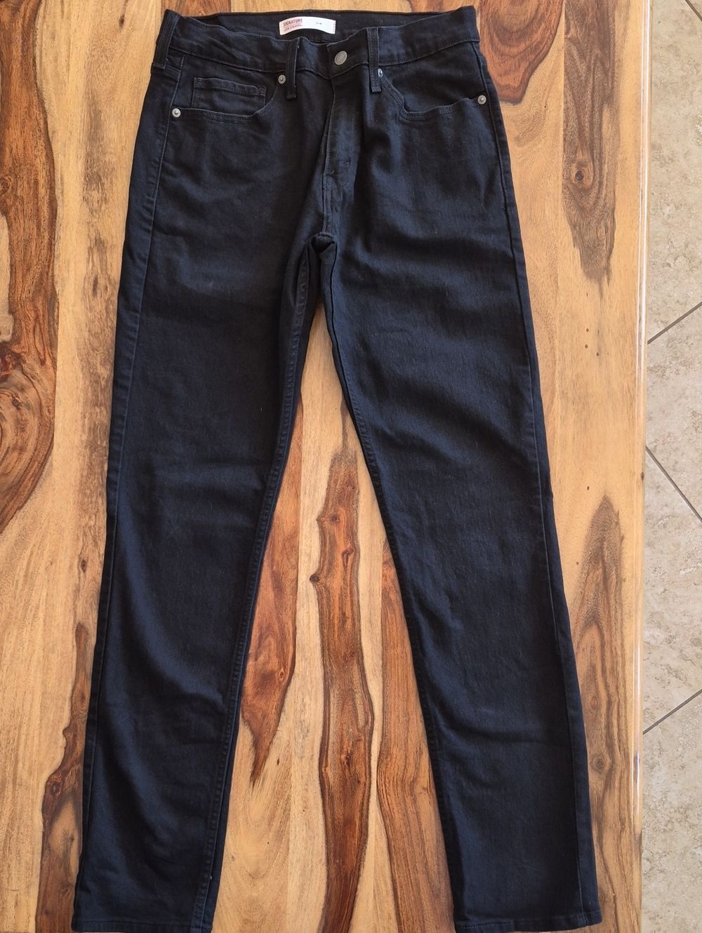 Levis Slim Fit Mid Rise Jeans SZ 32x32